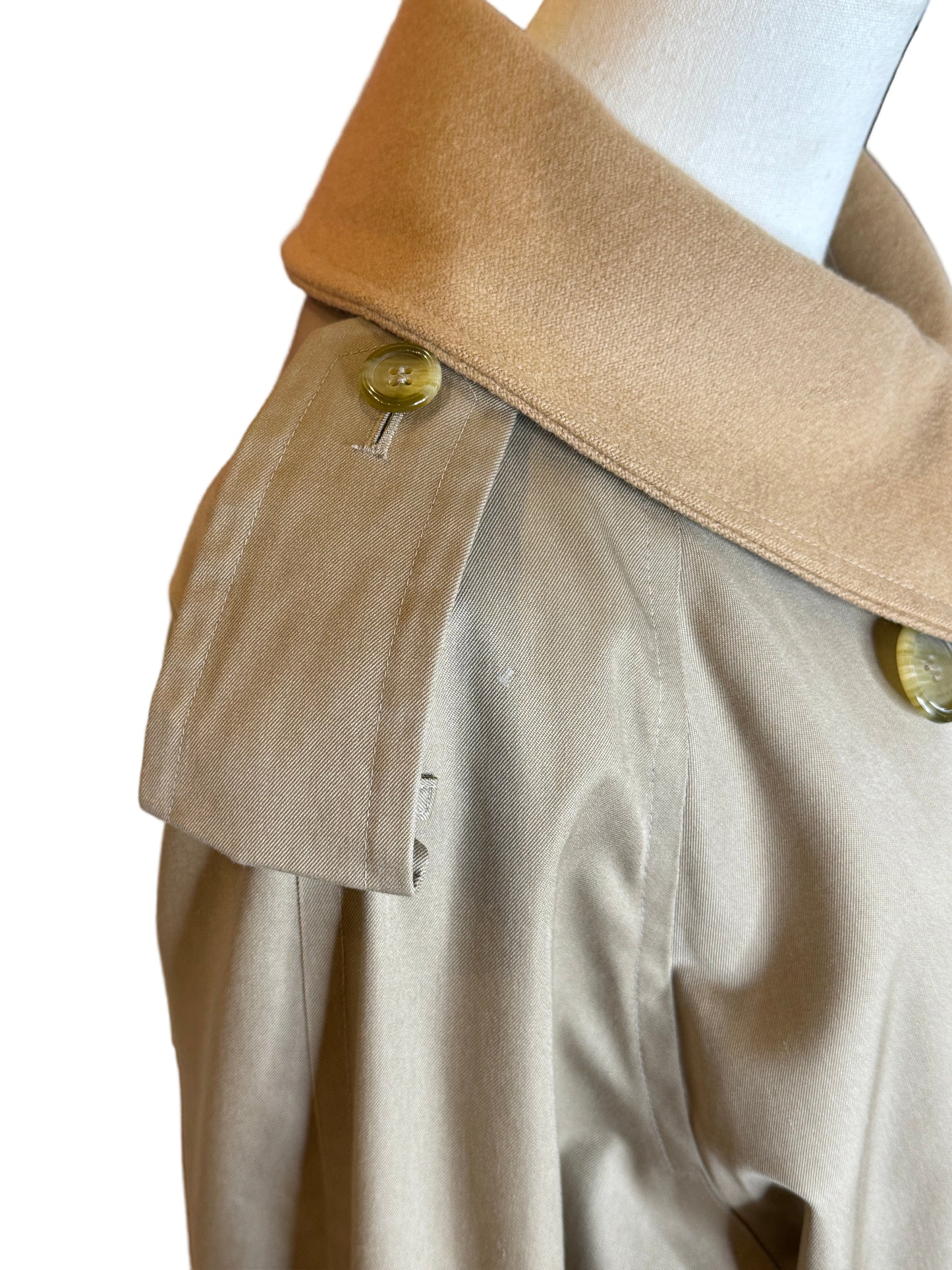 Burberrys of London, Trenchcoat w/ Wool Lining