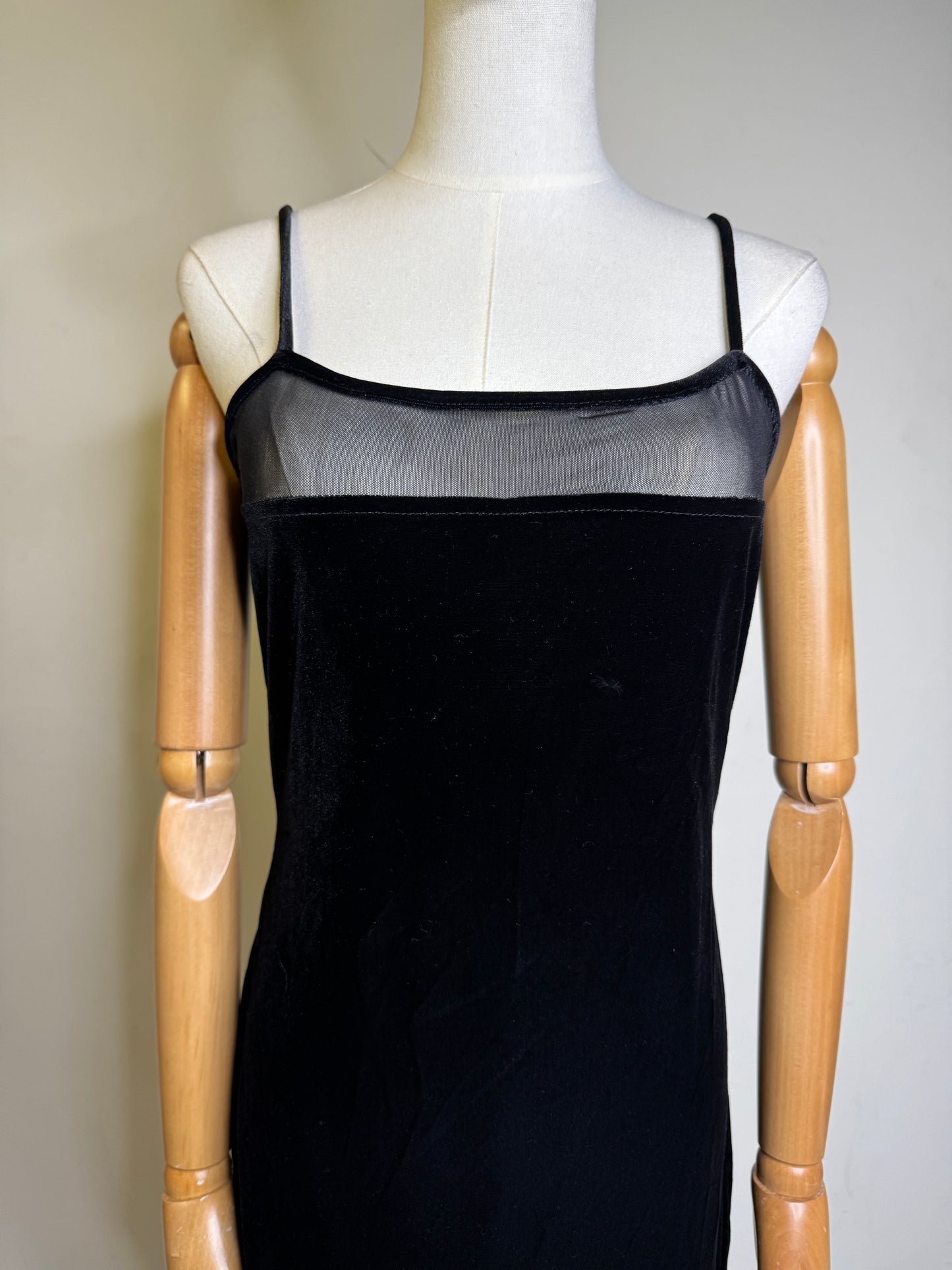 Black Velvet 1990s Gown