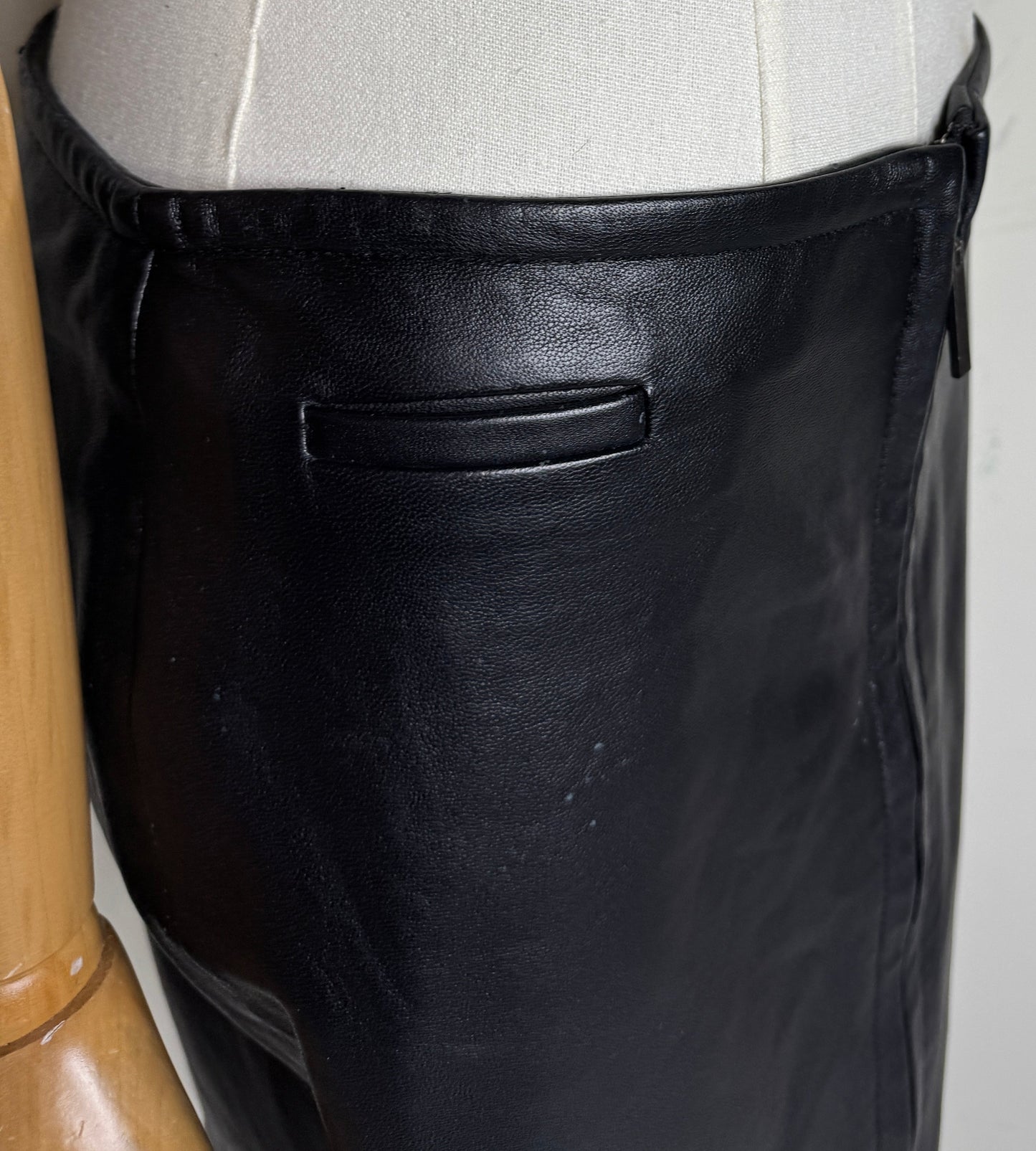 Express Black Leather Mini Pencil Skirt 1990s