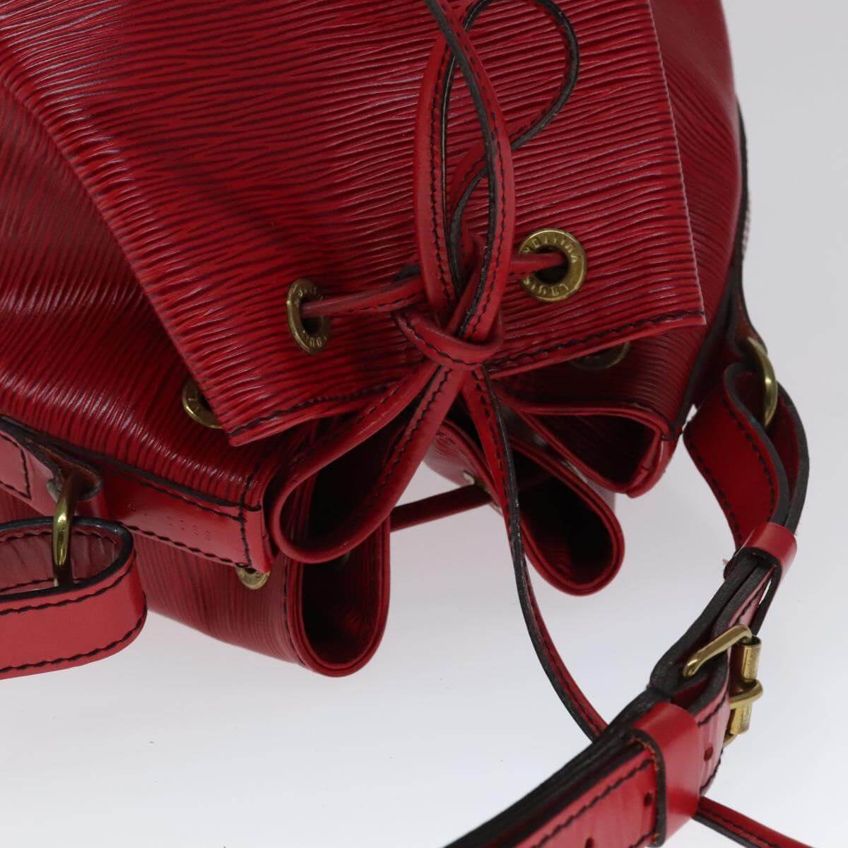 Louis Vuitton, Epi Petit Noe Red Shoulder Bucket Bag 1980s
