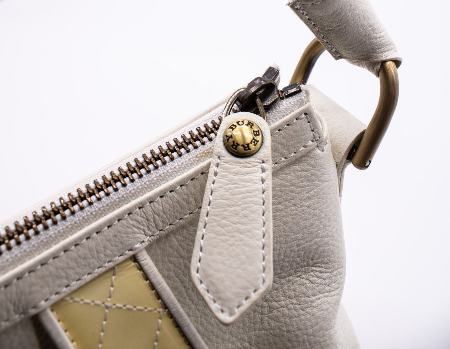 Burberry Shoulder Bag White Leather Y2K