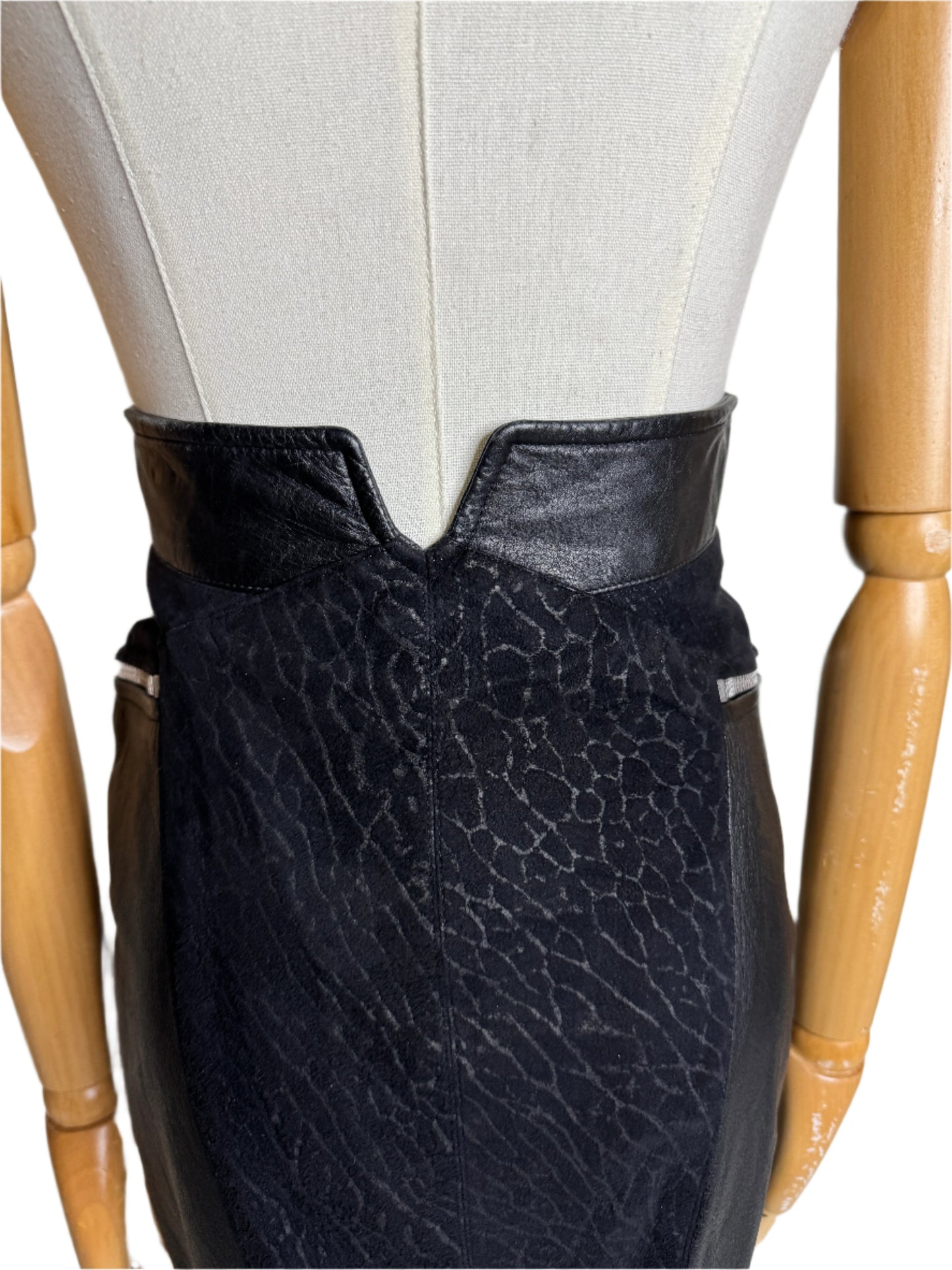 DD Black Leather Pencil Skirt w/ Exterior Zipper 1980s