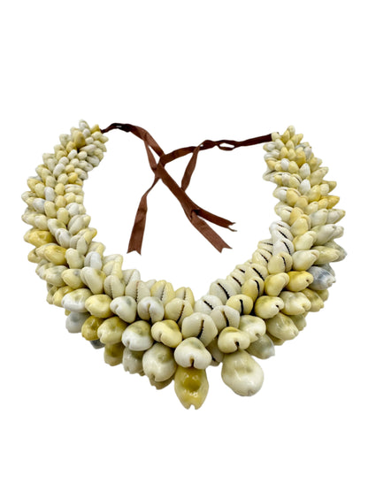 Puka Shell Statement Necklace 1980s